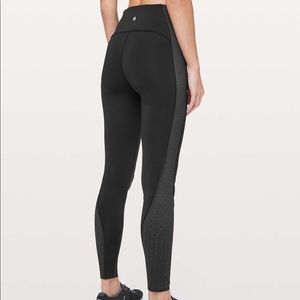 Lululemon Strength and Sweat Tight 28”
